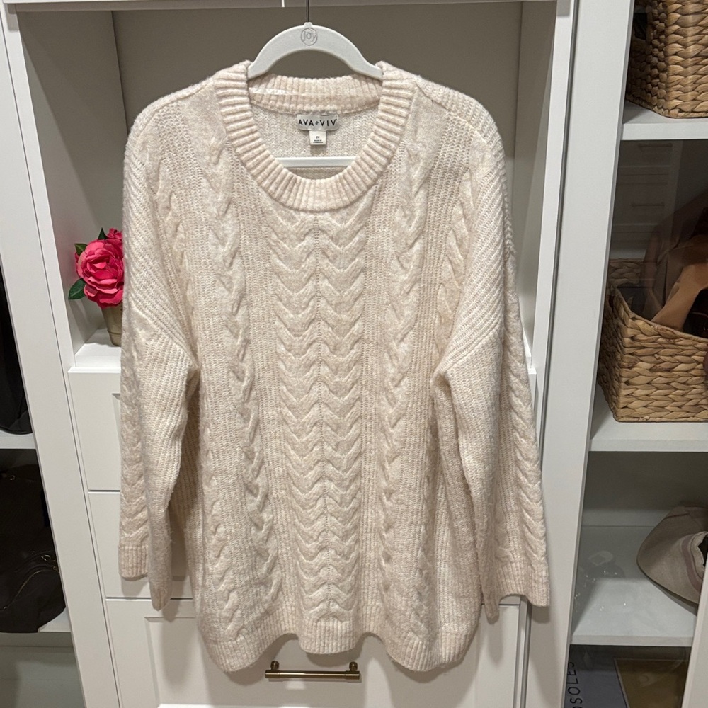Ava & Viv Cream Cable Knit Sweater